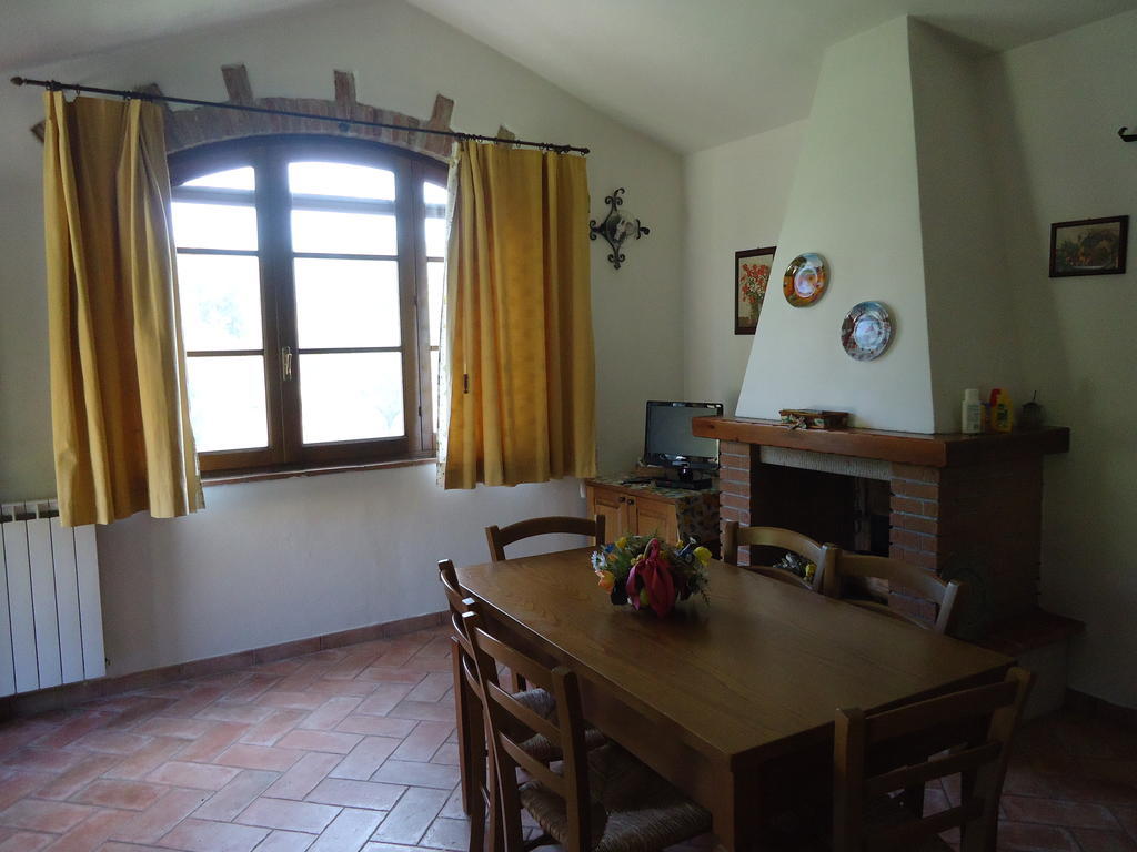 הוילה Limite Il Borgo Di Montereggi חדר תמונה